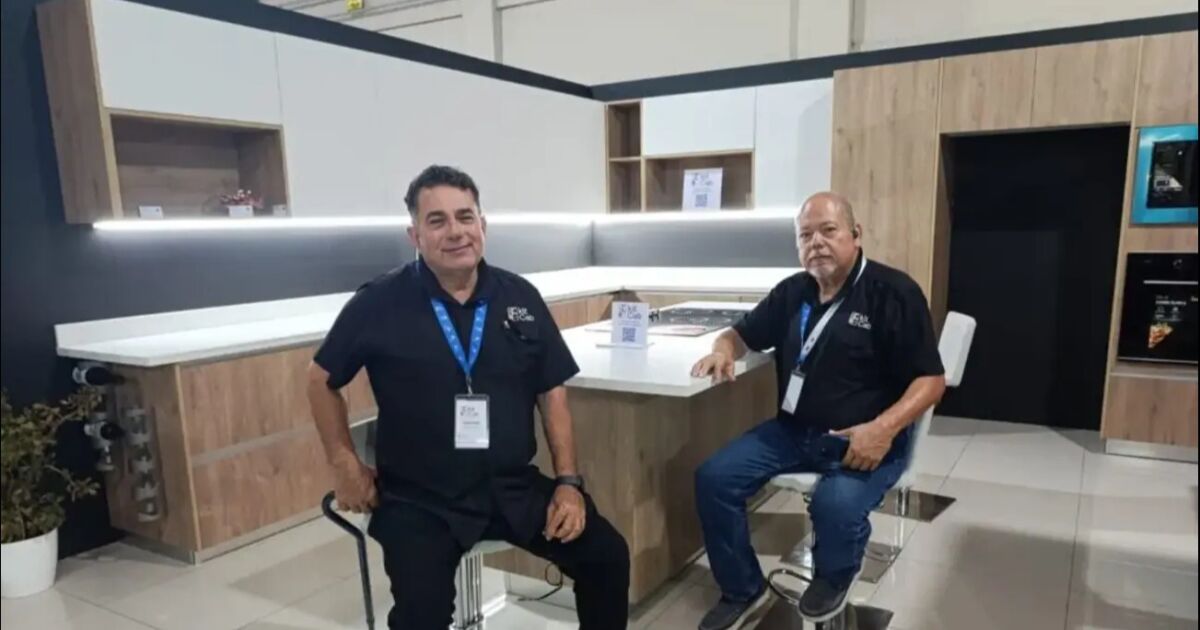 Muebles modernos y tecnología marcan la vigésima edición de la Feria del Mueble de Palmares