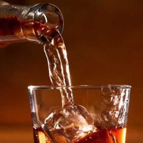 Cirujano general de EEUU pide el alcohol incluya un aviso sobre el riesgo de cáncer