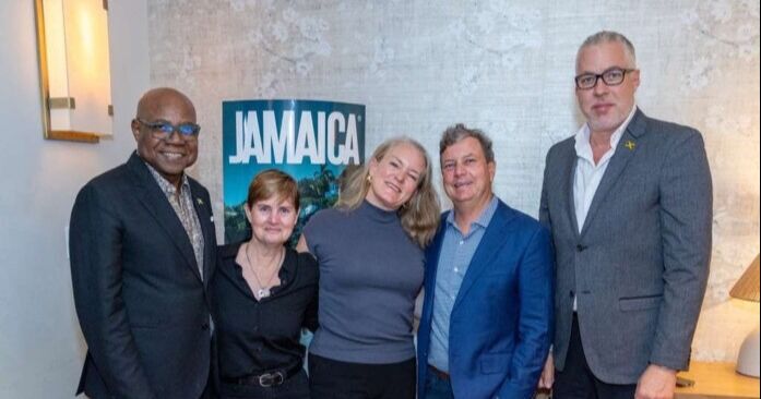 Jamaica establece nuevas metas turísticas para 2030 de 5 millones de visitantes estadounidenses