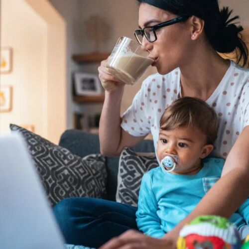 Atlanta ocupa el noveno puesto entre las mejores ciudades para padres que trabajan en 2025