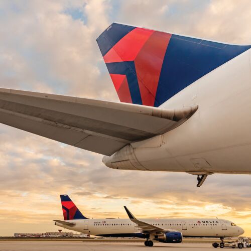 Delta Air Lines celebra un siglo en los cielos