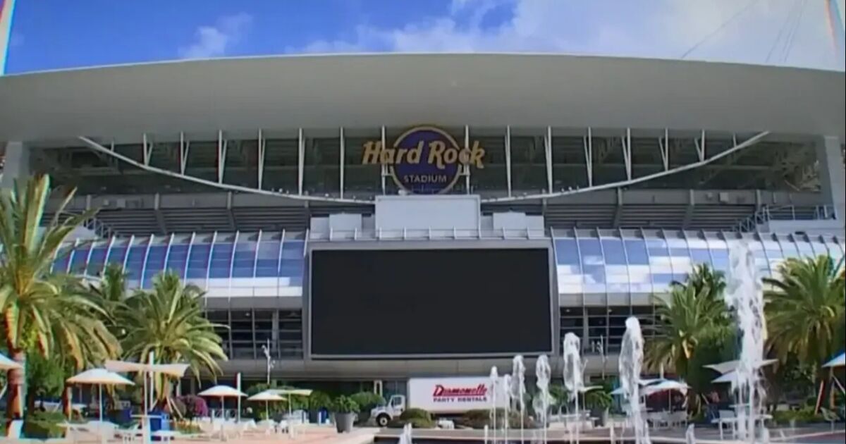 Fiebre por los Miami Hurricanes dispara la reventa