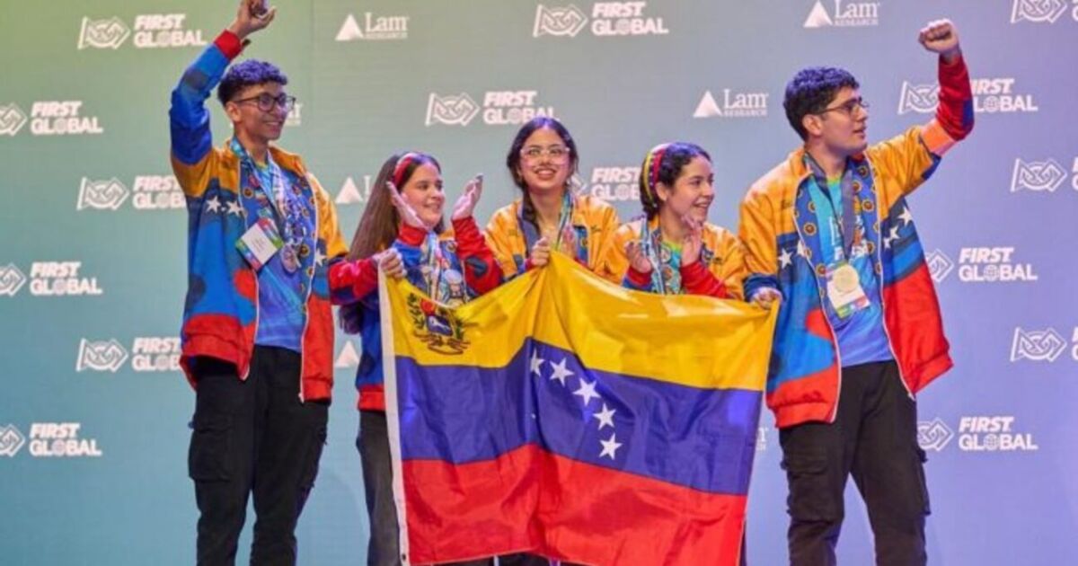 Selección venezolana de robótica conquista el FIRST Global Challenge 2025 en Panamá