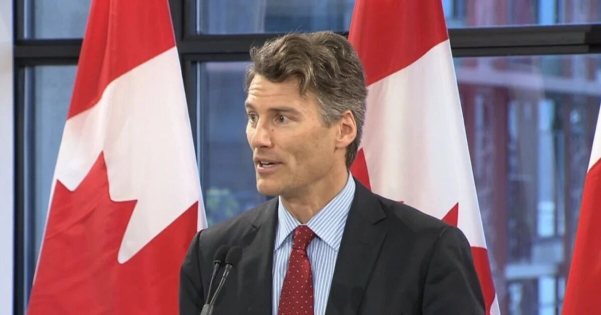 El Gobierno de Canadá y CUTRIC ayudan a Fredericton a planificar su transición hacia una flota de vehículos de cero