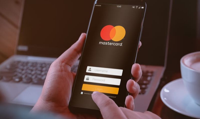 Mastercard se asocia con Facebook y permite a los brasileños enviar y recibir dinero por WhatsApp
