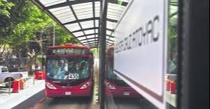 Total de pasajeros transportados en el Metrobús de la CDMX cayó 8.8% en agosto