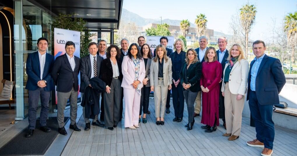 Alta Dirección debatió sobre los desafíos de la Inteligencia Artificial en un panel organizado por UDD Ventures