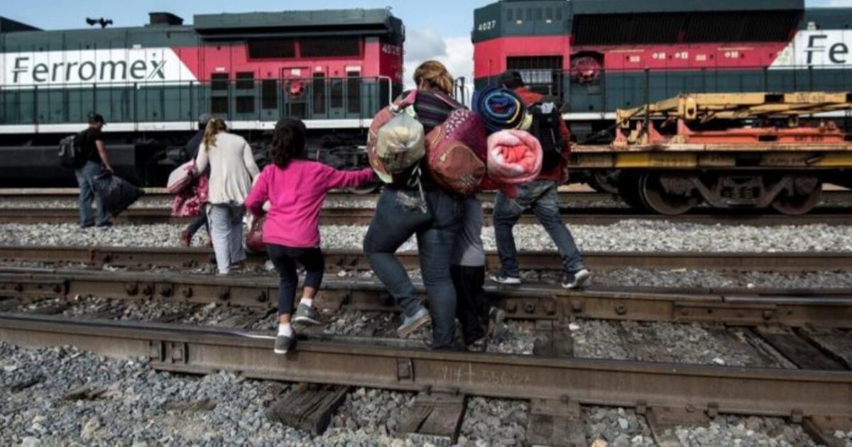 EE.UU. suspende el trámite de trenes en dos pasos fronterizos ante mayor flujo migratorio