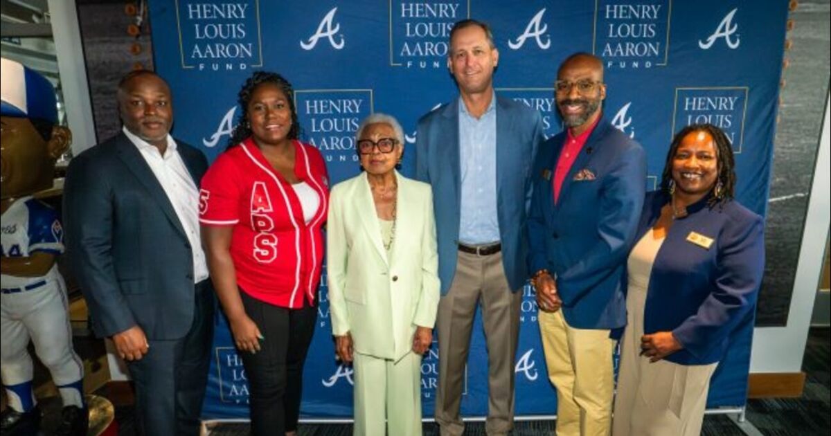 Comunidad Los Bravos de Atlanta anuncian la Iniciativa Hank Aaron Diamonds en las Escuelas Públicas de Atlanta
