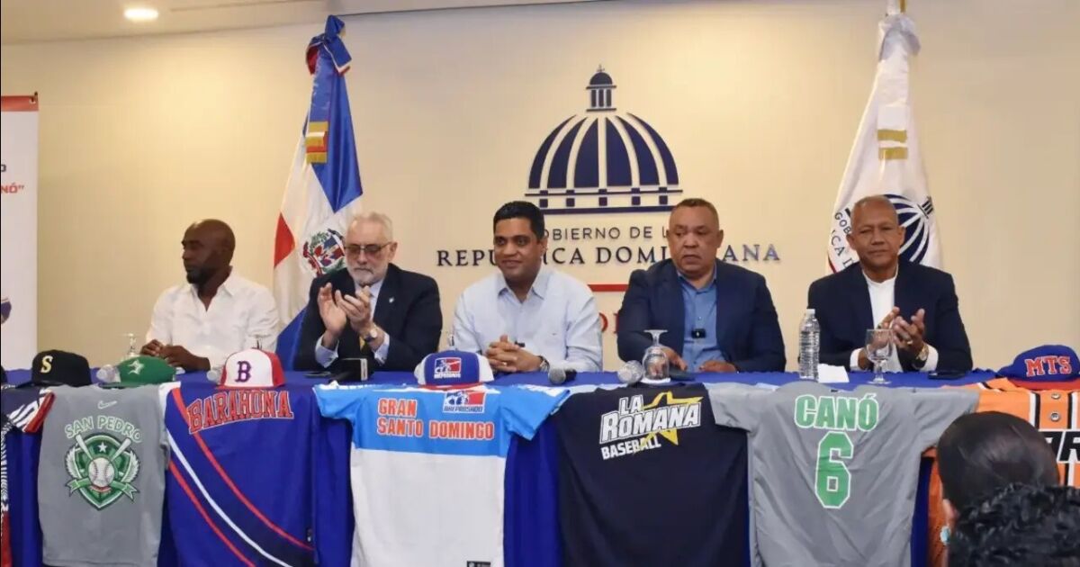 Todo para la inauguración de la Copa Robinson Canó U12