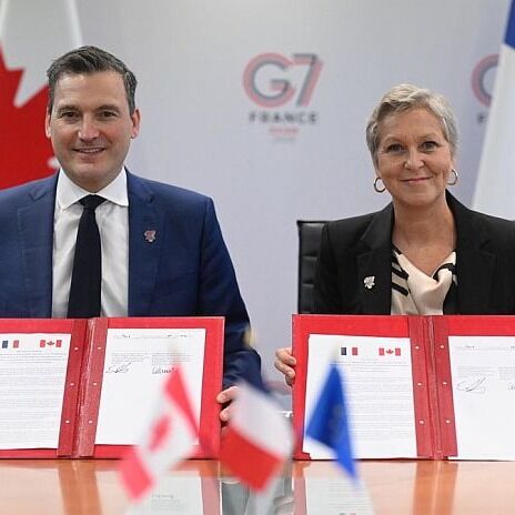 Canadá y Francia firman una declaración conjunta sobre cooperación en ciencia y tecnologías cuánticas