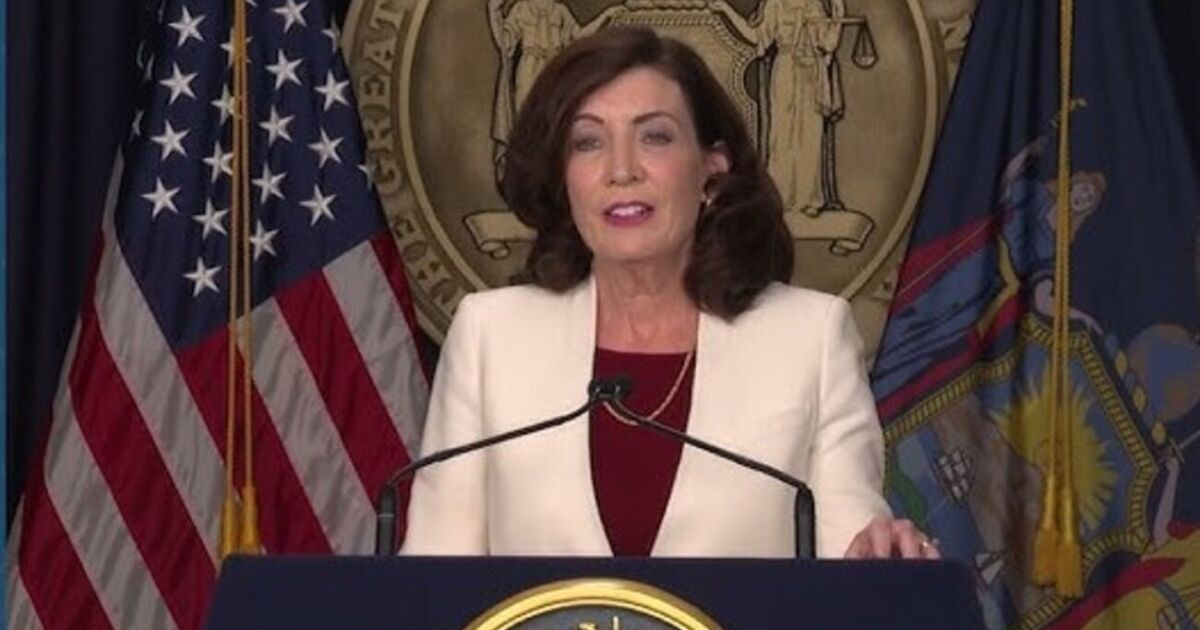 Nueva York 2025: la gobernadora Kathy Hochul aprueba una nueva ley que beneficia a las familias