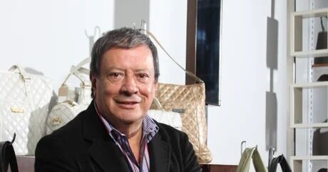 Mario Hernández anunció renovación de la tienda en el centro comercial Bulevar Niza