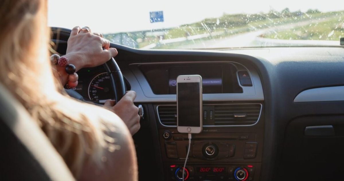 Proyecto de ley en Georgia busca tomar medidas contra los conductores sin seguro ni registro