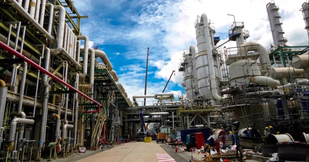 Tras desastre natural, industria cierra hasta tres días y pierde al menos 100 mdp diarios; IA permite una reactivación inmediata