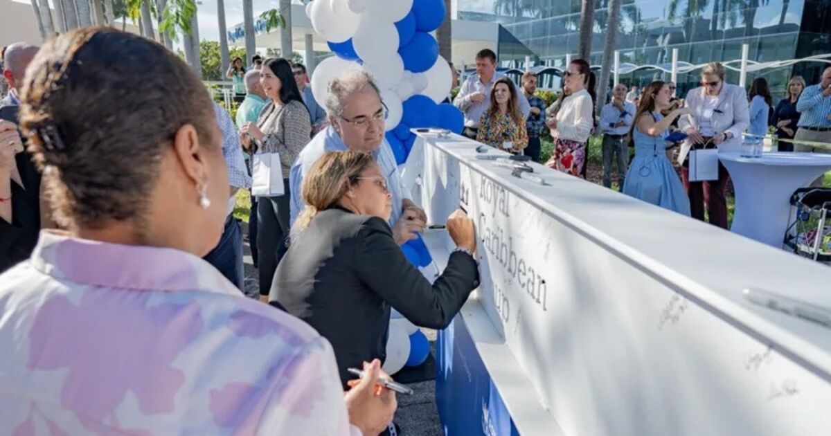Royal Caribbean celebra un hito en el proyecto de su nueva sede