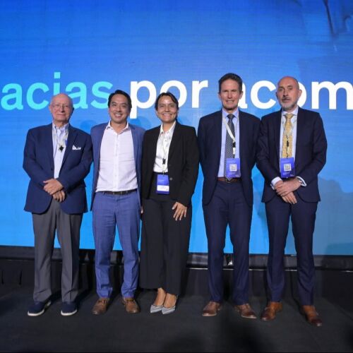 Novopan participó en el panel de cierre del McKinsey Forum Ecuador  2026 junto a destacados líderes empresariales del país