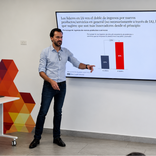 Las empresas líderes en IA obtienen 7.2 veces más retorno: ¿qué están haciendo diferente?