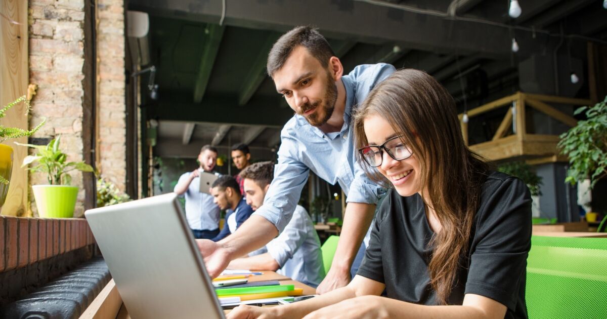 La IA acelera el futuro laboral: híbrido, flexible y más competitivo