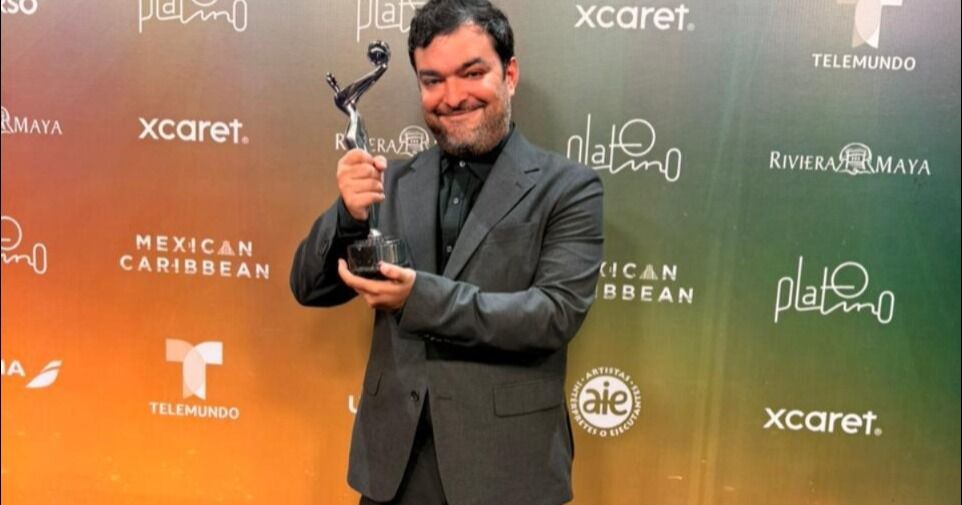 RD obtiene su primer Premio Platino con Olivia y Las Nubes