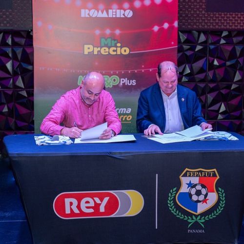 Grupo Rey renueva su compromiso con el fútbol panameño por sexto año.