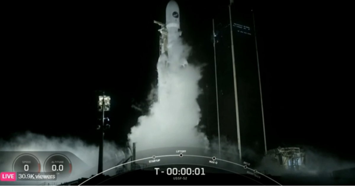 SpaceX lanza con éxito dos cohetes consecutivos desde la costa de Florida