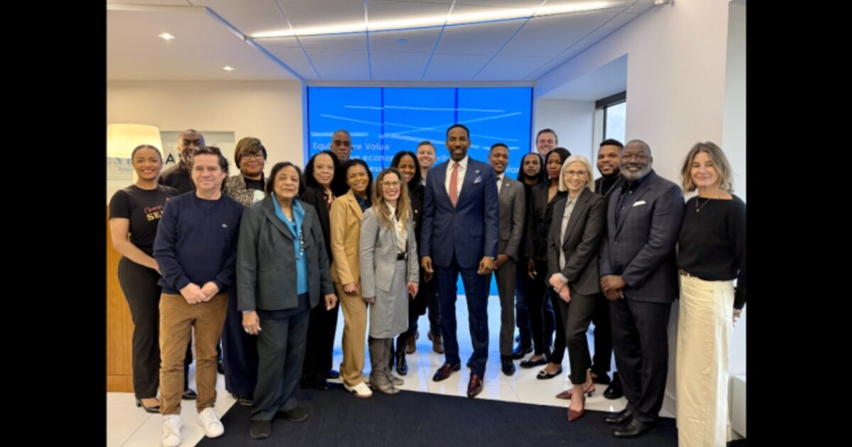 Invest Atlanta distribuye $400,000 en subvenciones a pequeñas empresas locales