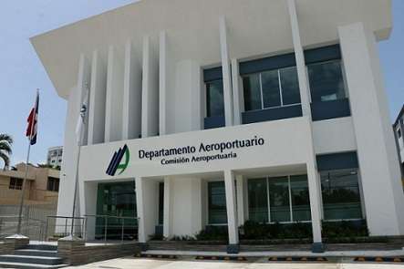 Gobierno dominicano conocerá programa de ampliación de los aeropuertos