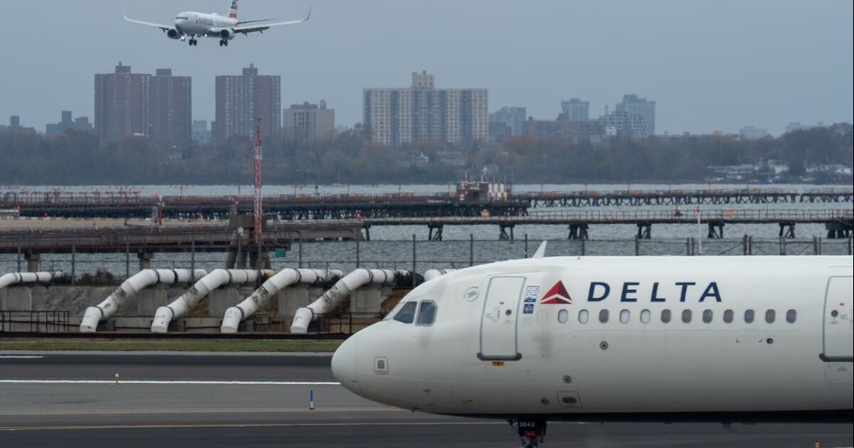 Delta reactiva servicio al aeropuerto del norte del estado de Nueva York