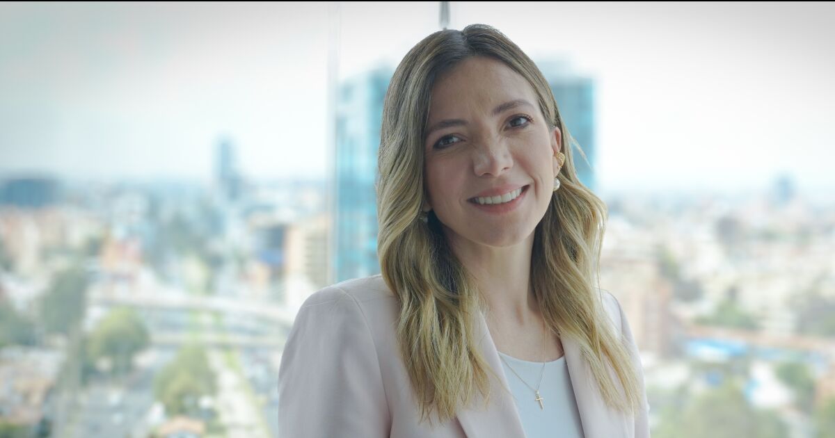Liderazgo Femenino en la Industria Energética: Rompiendo Paradigmas con Autenticidad