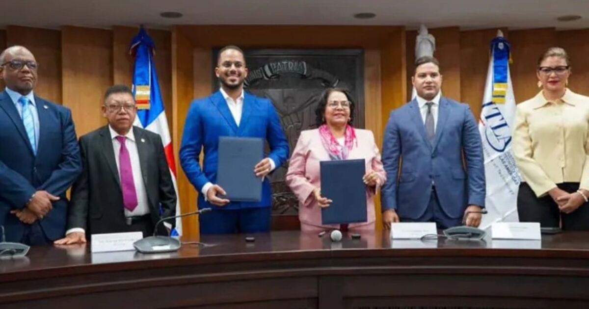 Cámara de Cuentas y el ITLA firman convenio de cooperación interinstitucional
