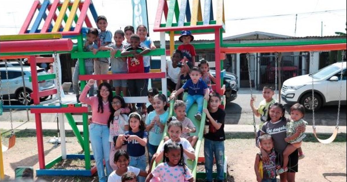 Banesco Panamá entrega su segundo ‘Parque de Amor’ en Vista Alegre