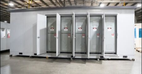 Panel Built lanza instalaciones de sistema modular de almacenamiento de energía en baterías (BESS) para satisfacer la creciente demanda