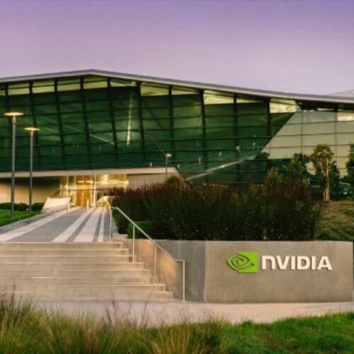 Nvidia invertirá miles de millones en fabricación y suministro de chips en EE.UU