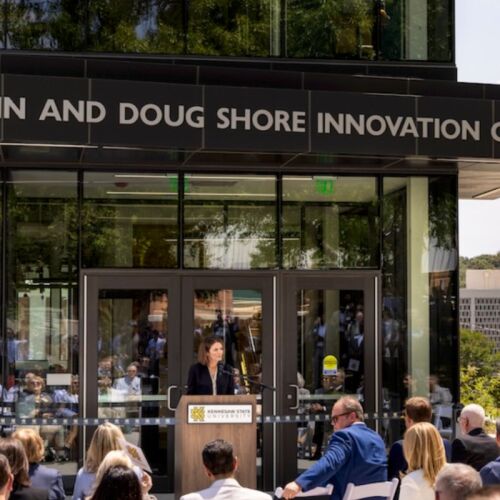 El Centro de Innovación Robin y Doug Shore abre sus puertas en KSU