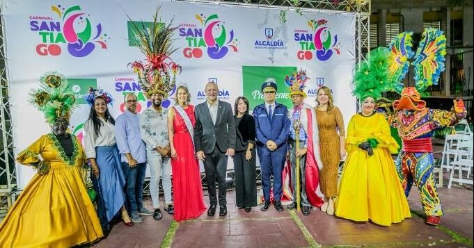 Alcaldía de Santiago da la apertura al carnaval del 2026