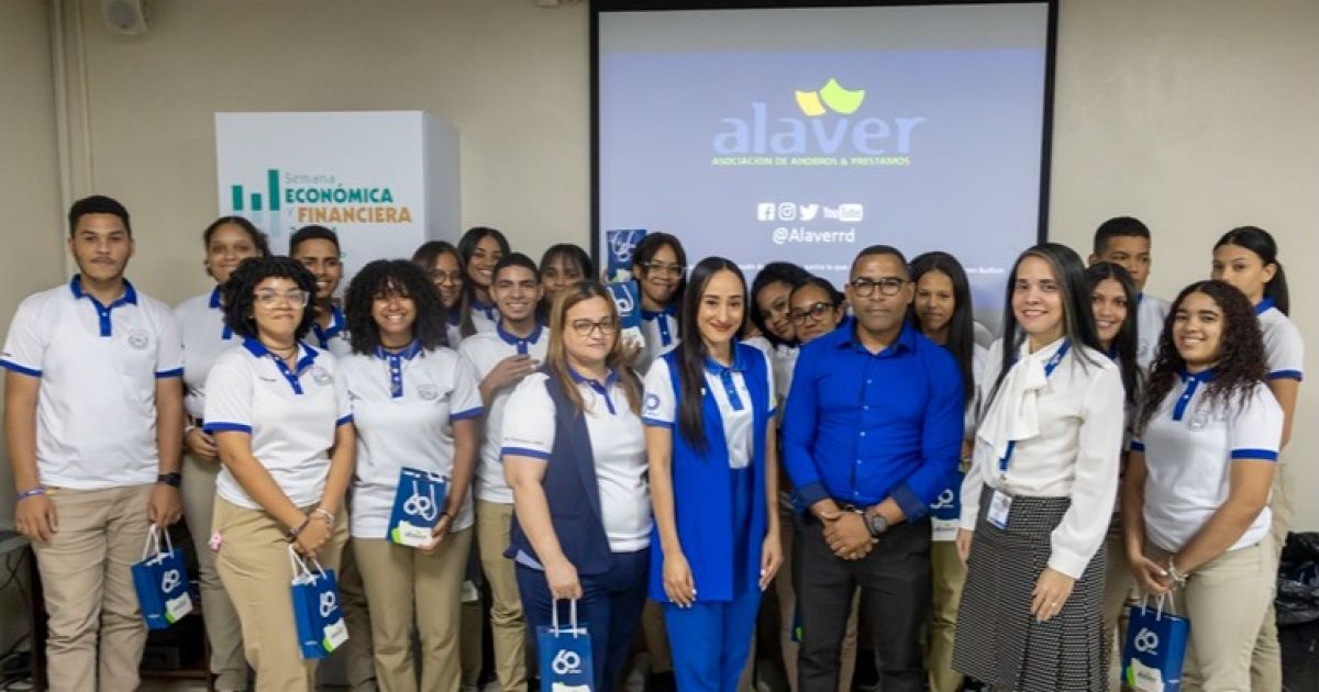 Alaver destaca la importancia de la cultura del ahorro en Semana Económica y Financiera