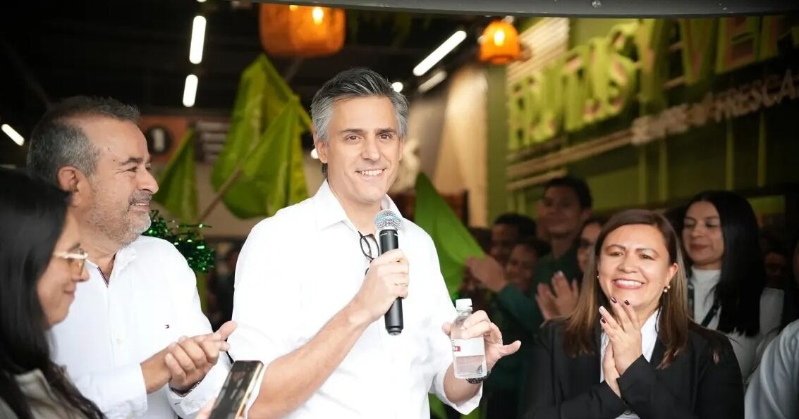 Grupo Éxito le da un giro a sus supermercados Carulla: revela inversión del 2026 y decisión con alza del mínimo