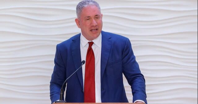 Beca Stuart Piltch para emprendedores abre la convocatoria a nivel nacional para descubrir y desarrollar a la próxima generación de líderes empresariales innovadores y centrados en el cliente