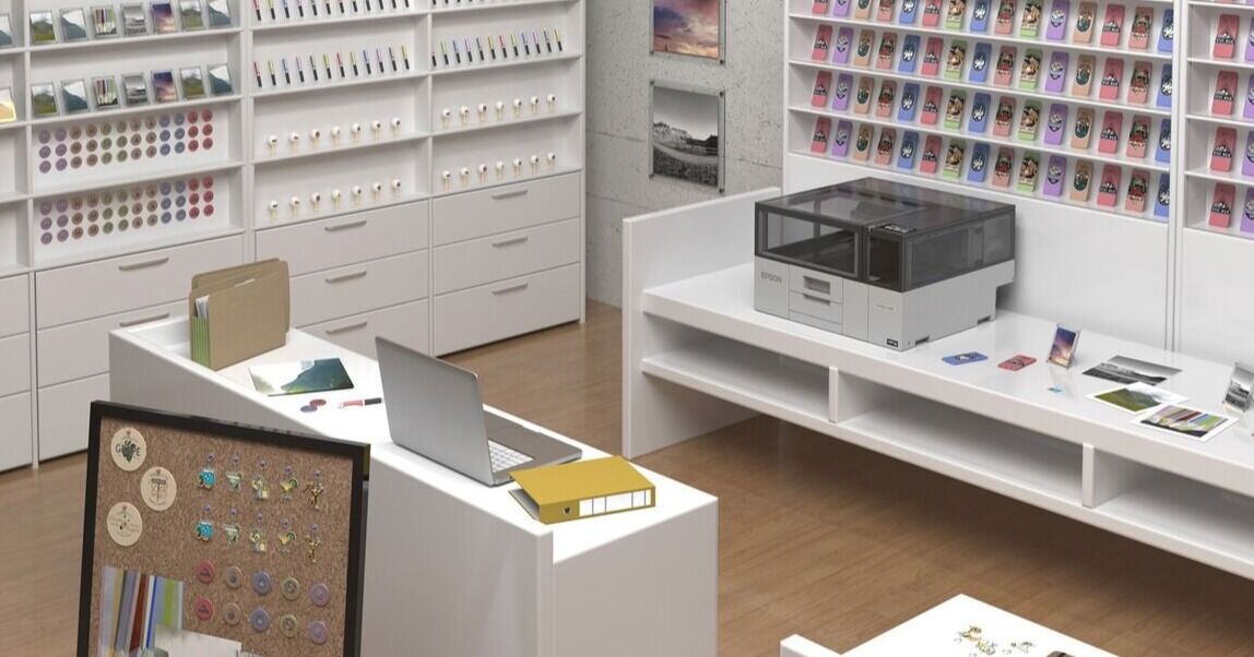 Señalización sostenible: cómo la innovación de Epson transforma espacios comerciales e institucionales