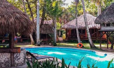 Un total de 13 hoteles siguen operando en la República Dominicana
