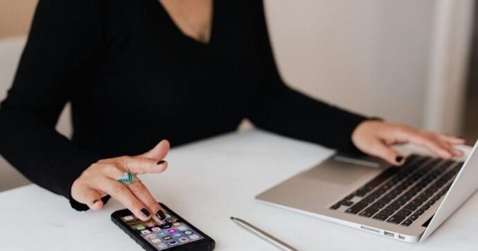 Seguridad digital en mujeres: el 69% de las latinoamericanas refuerza su protección en línea
