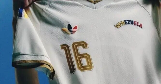 Adidas presenta la nueva camiseta de la Vinotinto