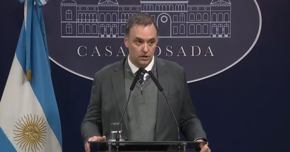 El Gobierno puso en marcha el proceso para privatizar Aysa
