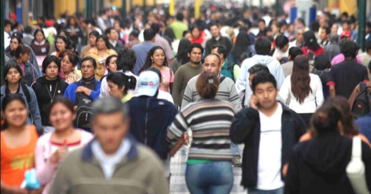 IPAE Mide 2025: mejora el respaldo a la democracia, pero la confianza en la justicia cae a su peor nivel en cinco años