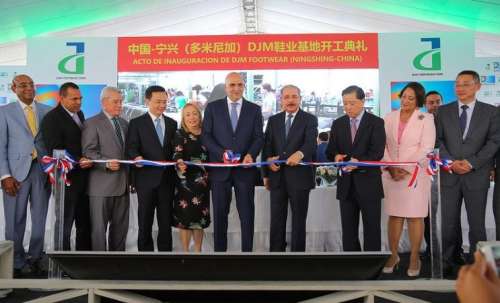 En Zona Franca Industrial de Tamboril inauguran primera fabrica de calzados de China