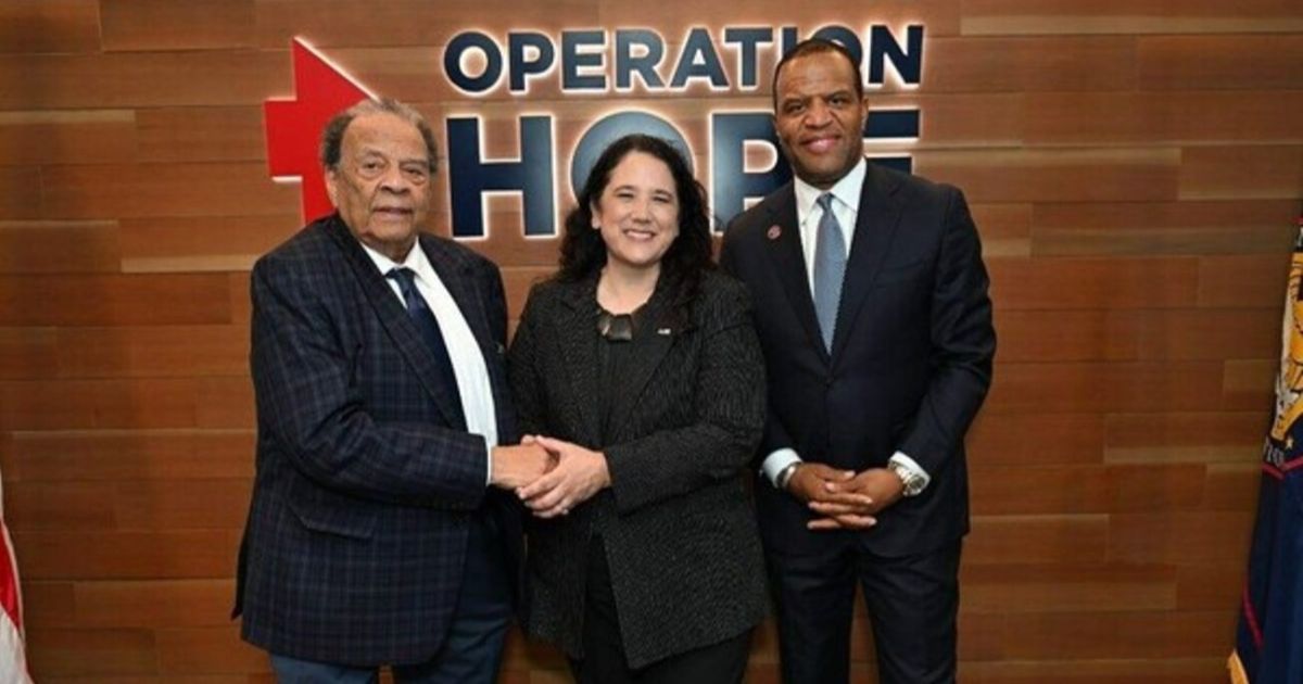 Operation HOPE y SBA alianza estratégica