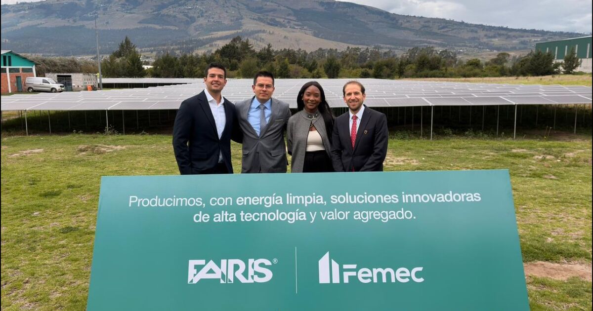 SolarTeam desarrolla e instala la planta solar industrial más grande de la Sierra Centro en FAIRIS