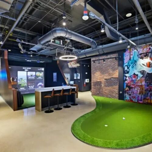 Five Iron Golf abre en Miami su centro de simulación más grande de EE.UU.