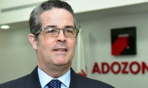 Adozona propone al Gobierno dominicano compras de mascarillas a zonas francas